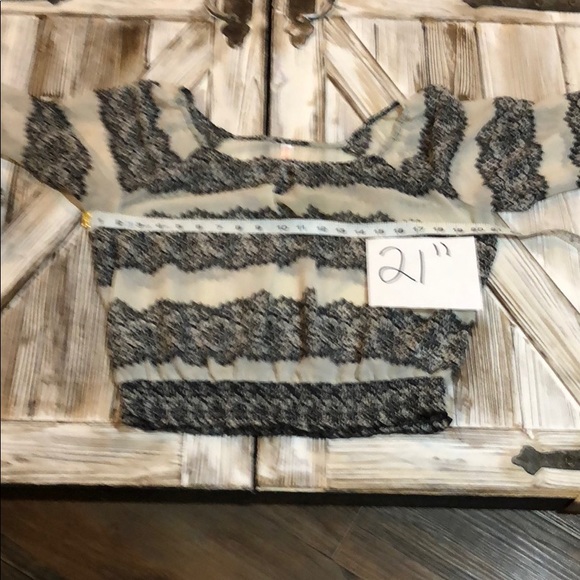 Blouse - Picture 6 of 7